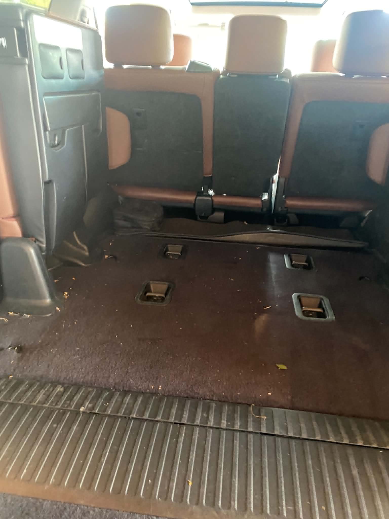 Toyota Land Cruiser V8 przed detailingiem