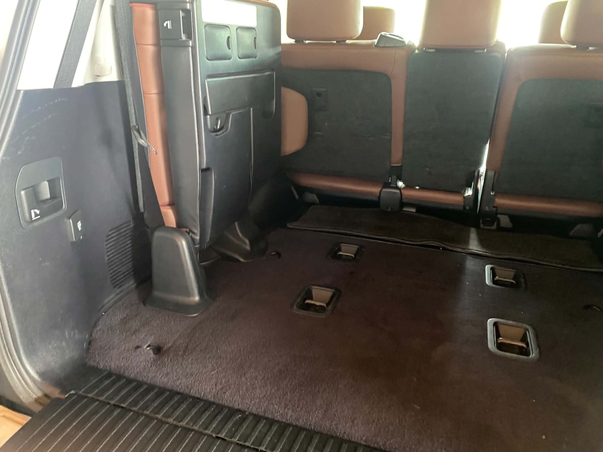 Toyota Land Cruiser V8 po detailingu