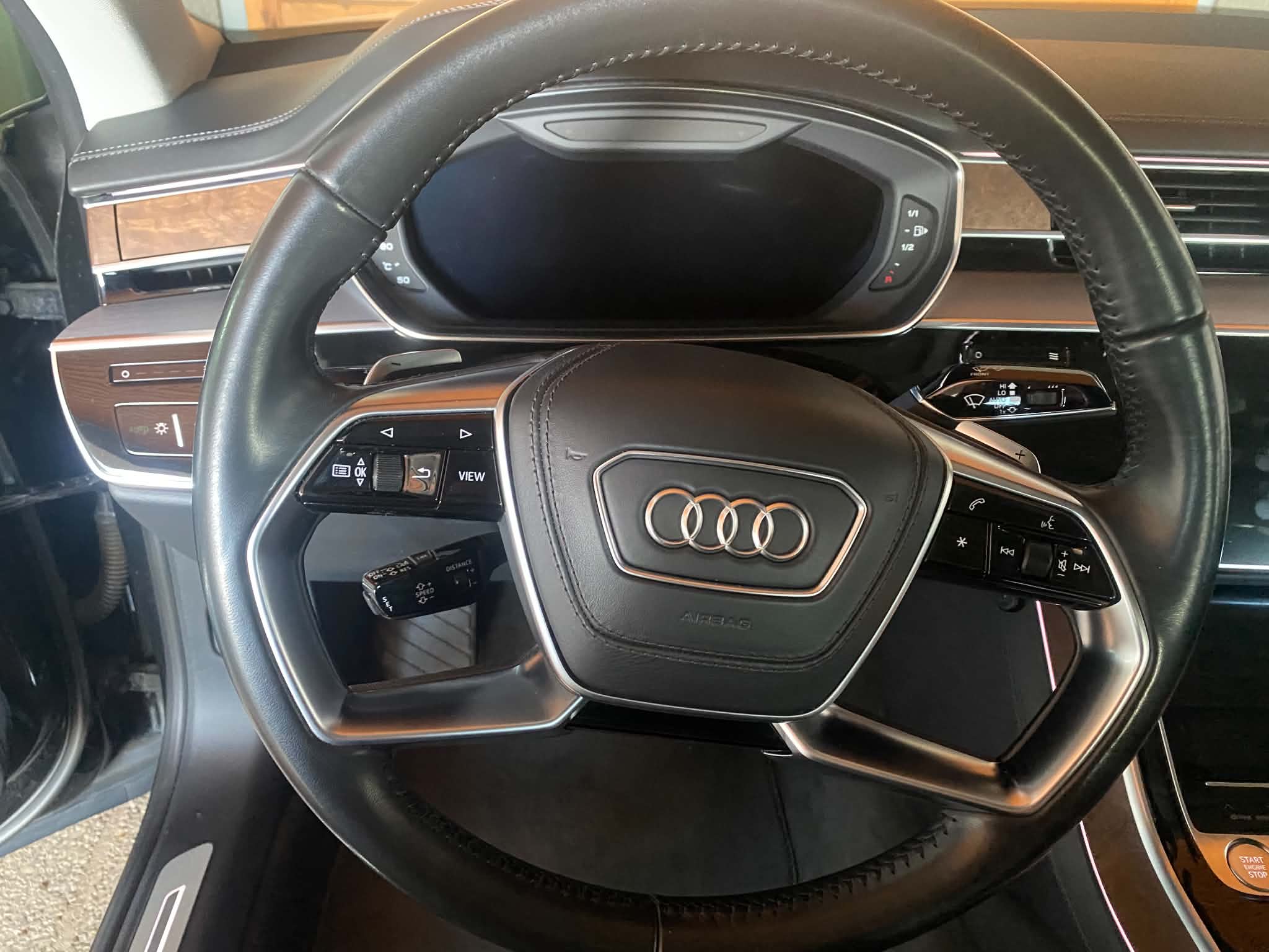 Audi A8 przed detailingiem