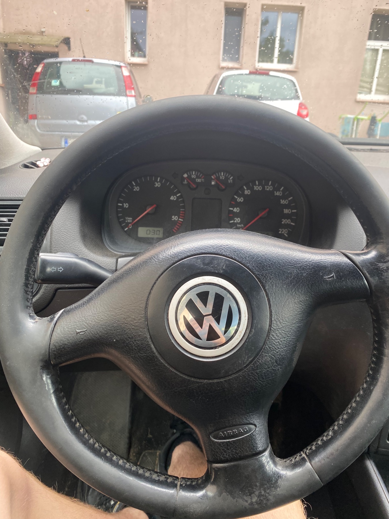 Volkswagen Golf przed detailingiem